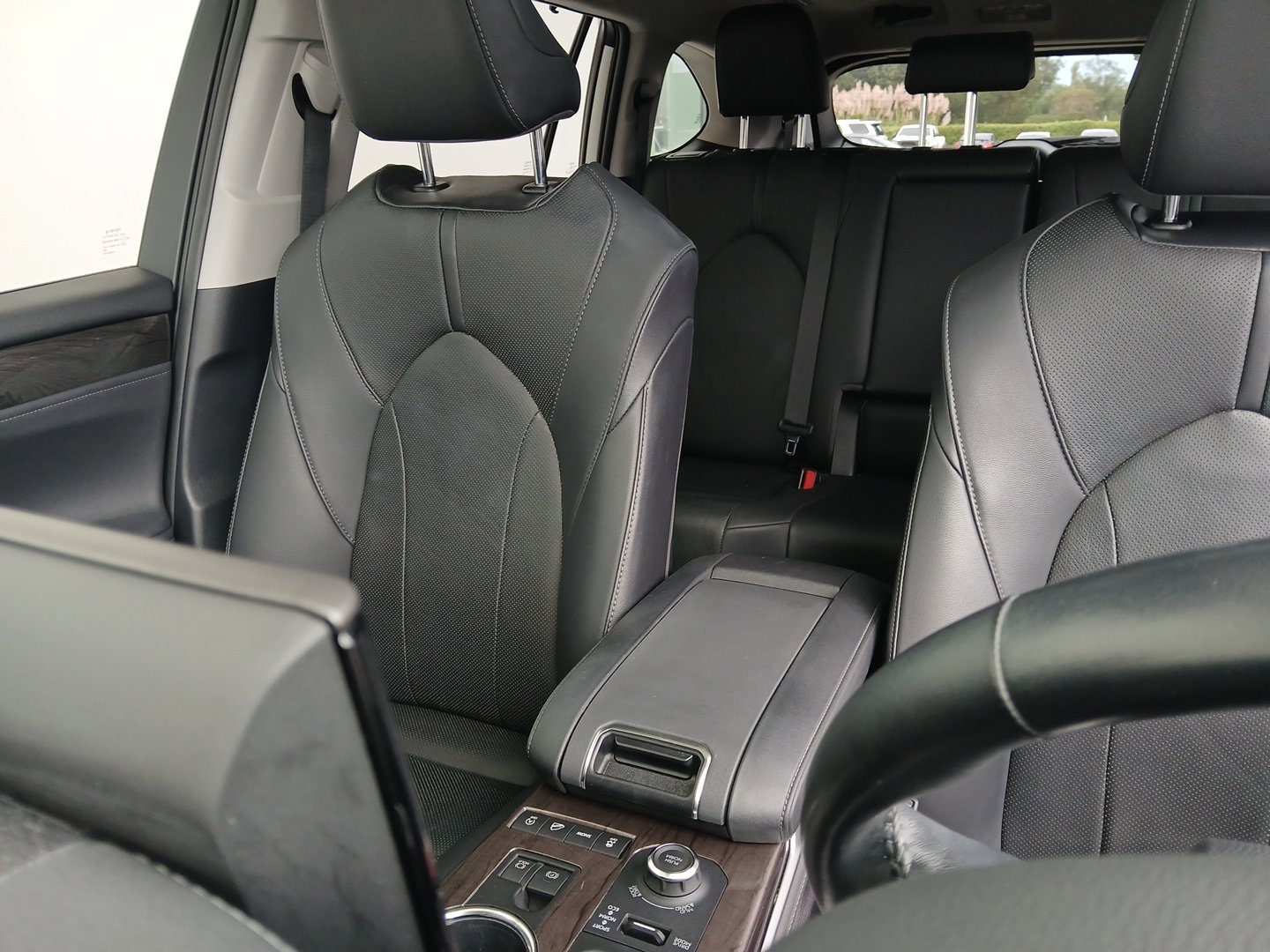 Used 2020 Toyota Highlander Limited image 22