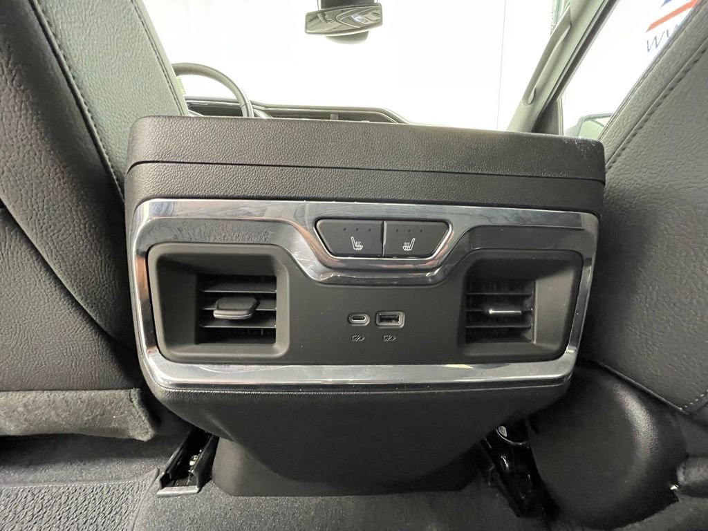 Used 2023 GMC Sierra 1500 Denali AWD/4WD image 15