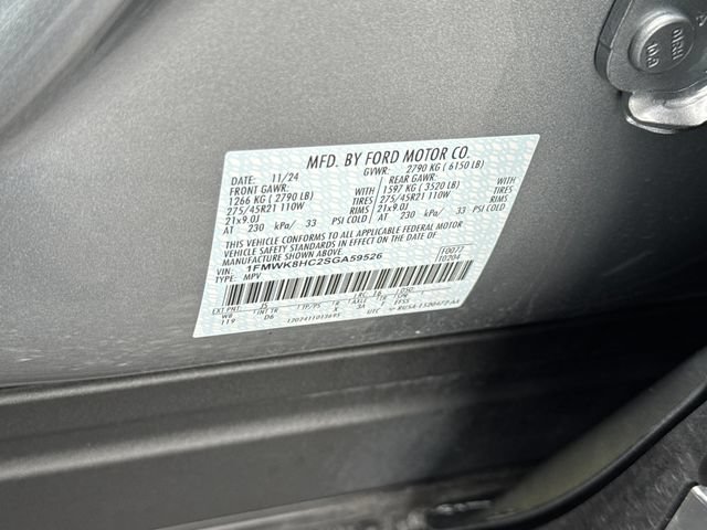 Used 2025 Ford Explorer Platinum w/ Ultimate Package AWD/4WD image 32