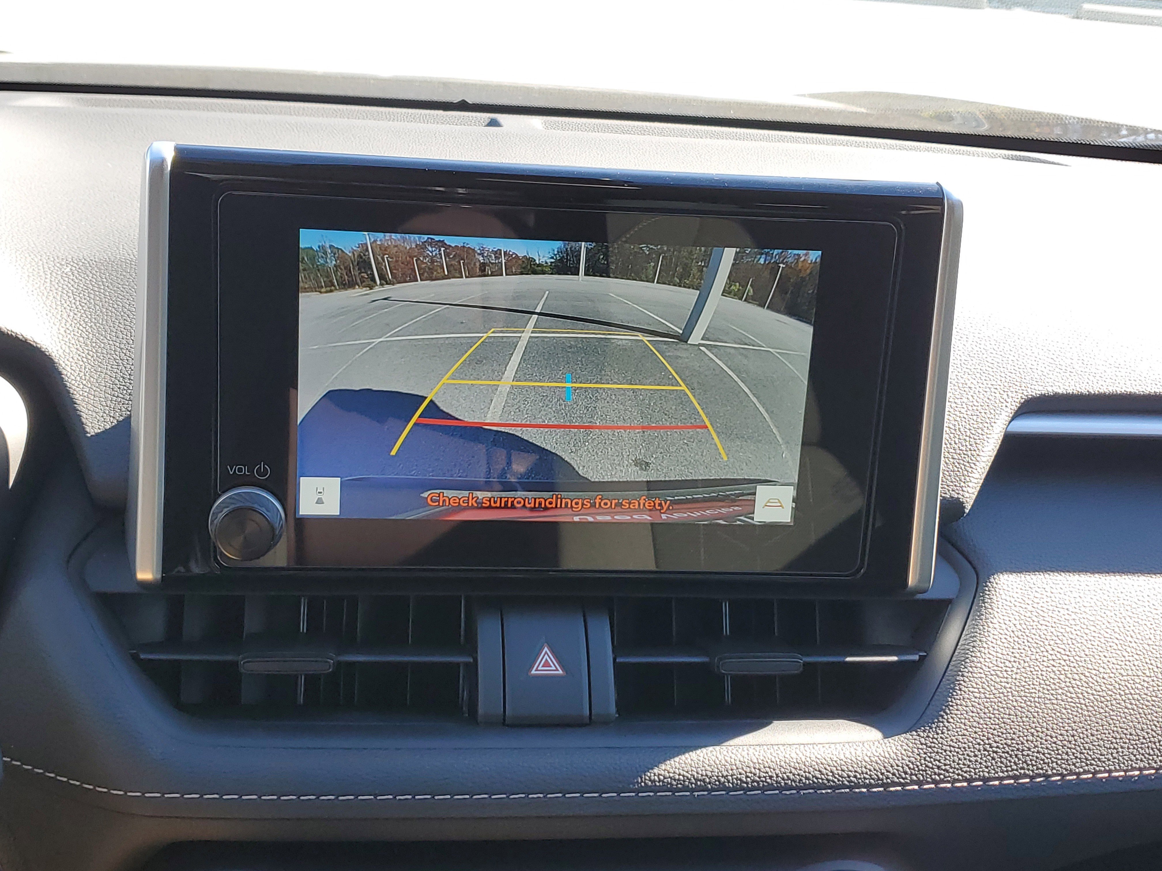 Used 2025 Toyota RAV4 XLE image 25