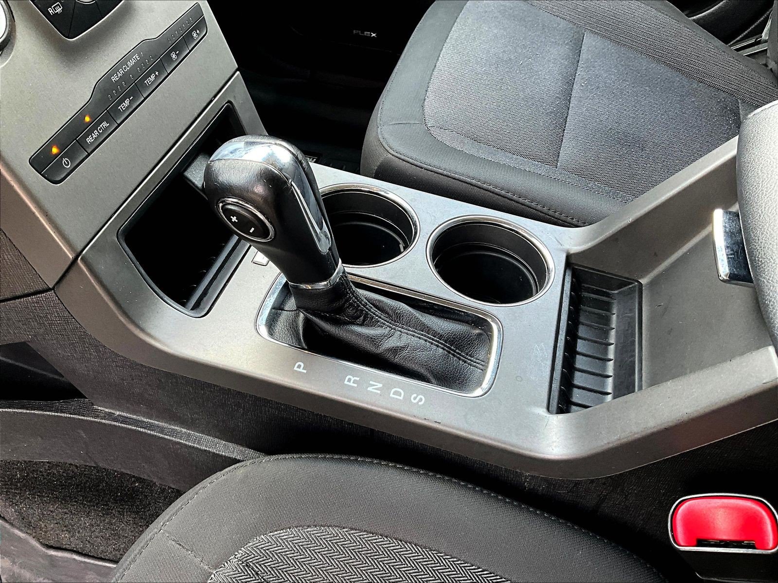 Used 2018 Ford Flex SE FWD image 18
