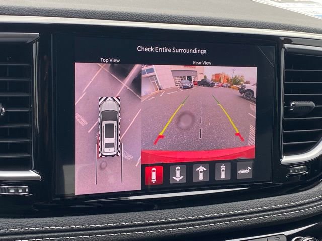 New 2026 Chrysler Pacifica Limited w/ S Appearance Package image 3