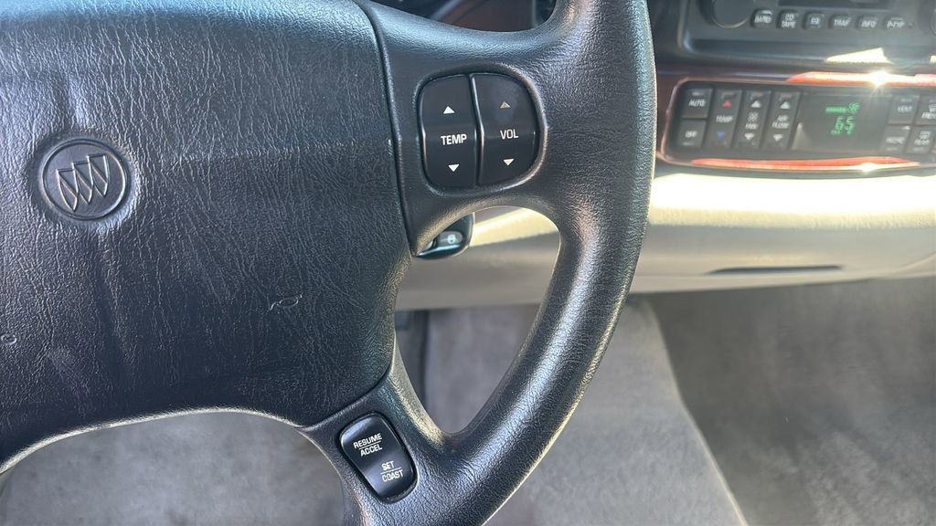 Used 2005 Buick Le Sabre Limited FWD image 18