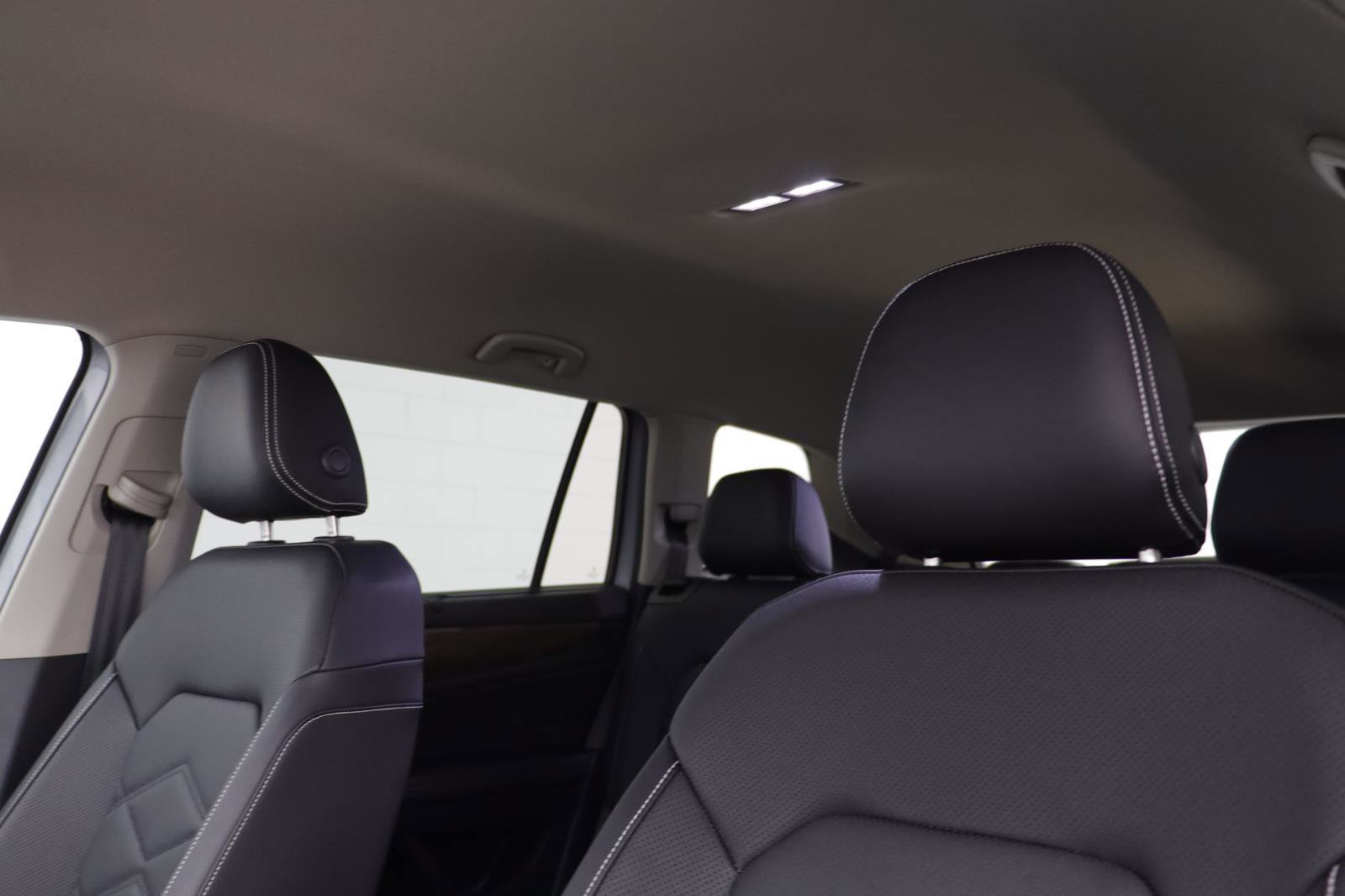 New 2026 Volkswagen Atlas SE image 11