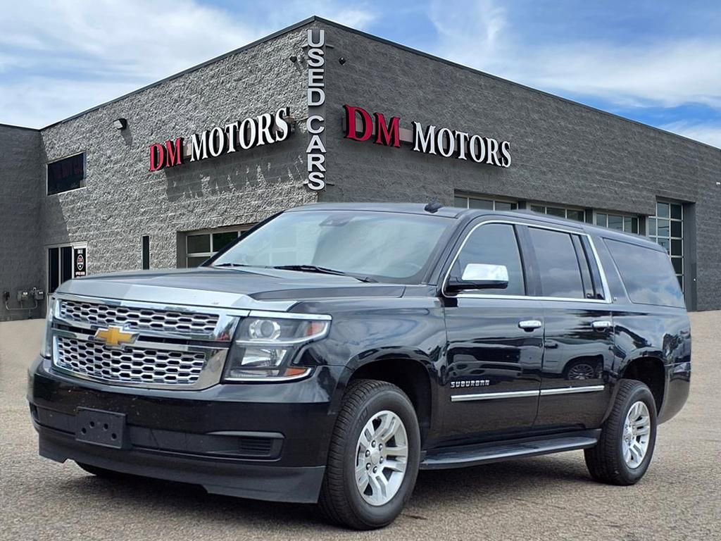 Used 2019 Chevrolet Suburban LT image 1