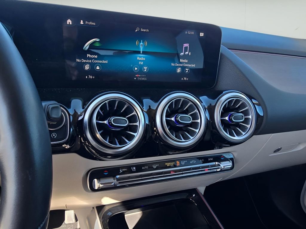 Used 2022 Mercedes-Benz GLA 250 4MATIC w/ Premium Package Lite image 20