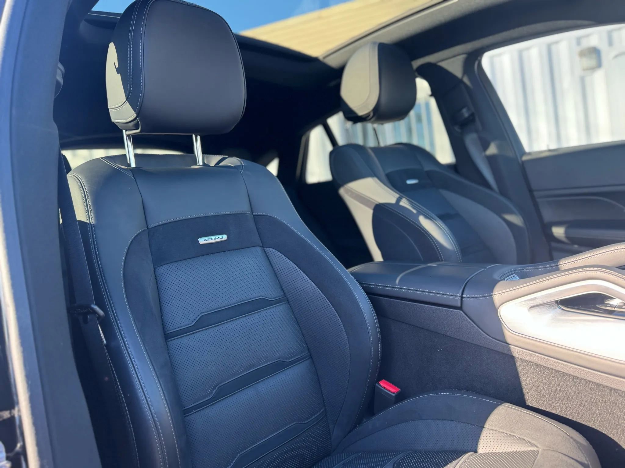 Used 2024 Mercedes-Benz GLE 53 AMG 4MATIC Coupe image 31