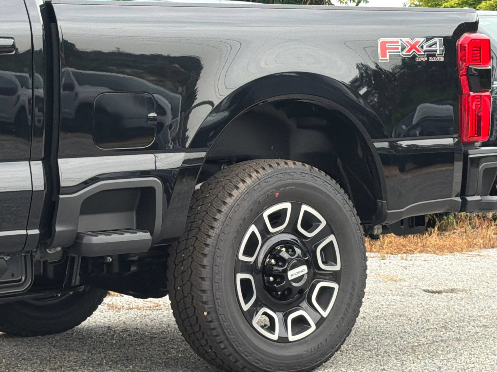 New 2026 Ford F250 Platinum AWD/4WD image 6