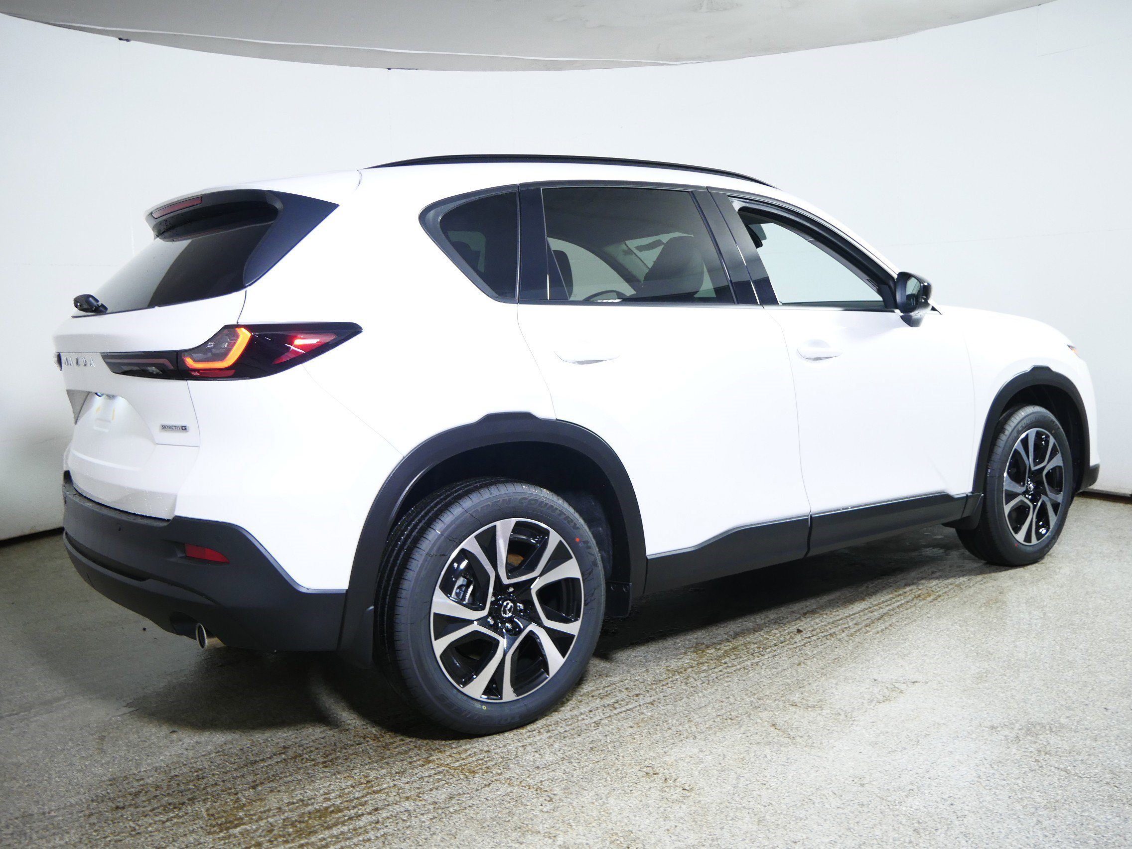 New 2026 MAZDA CX-5 Preferred AWD/4WD image 2