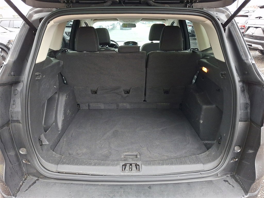 Used 2017 Ford Escape SE image 30