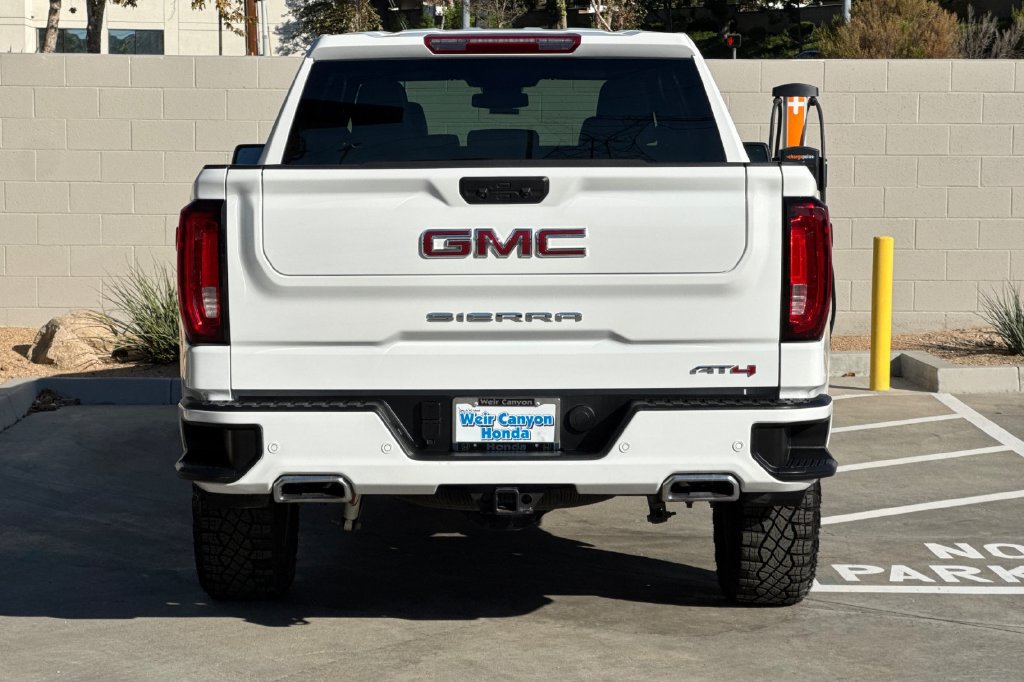 Used 2025 GMC Sierra 1500 AT4 AWD/4WD image 11