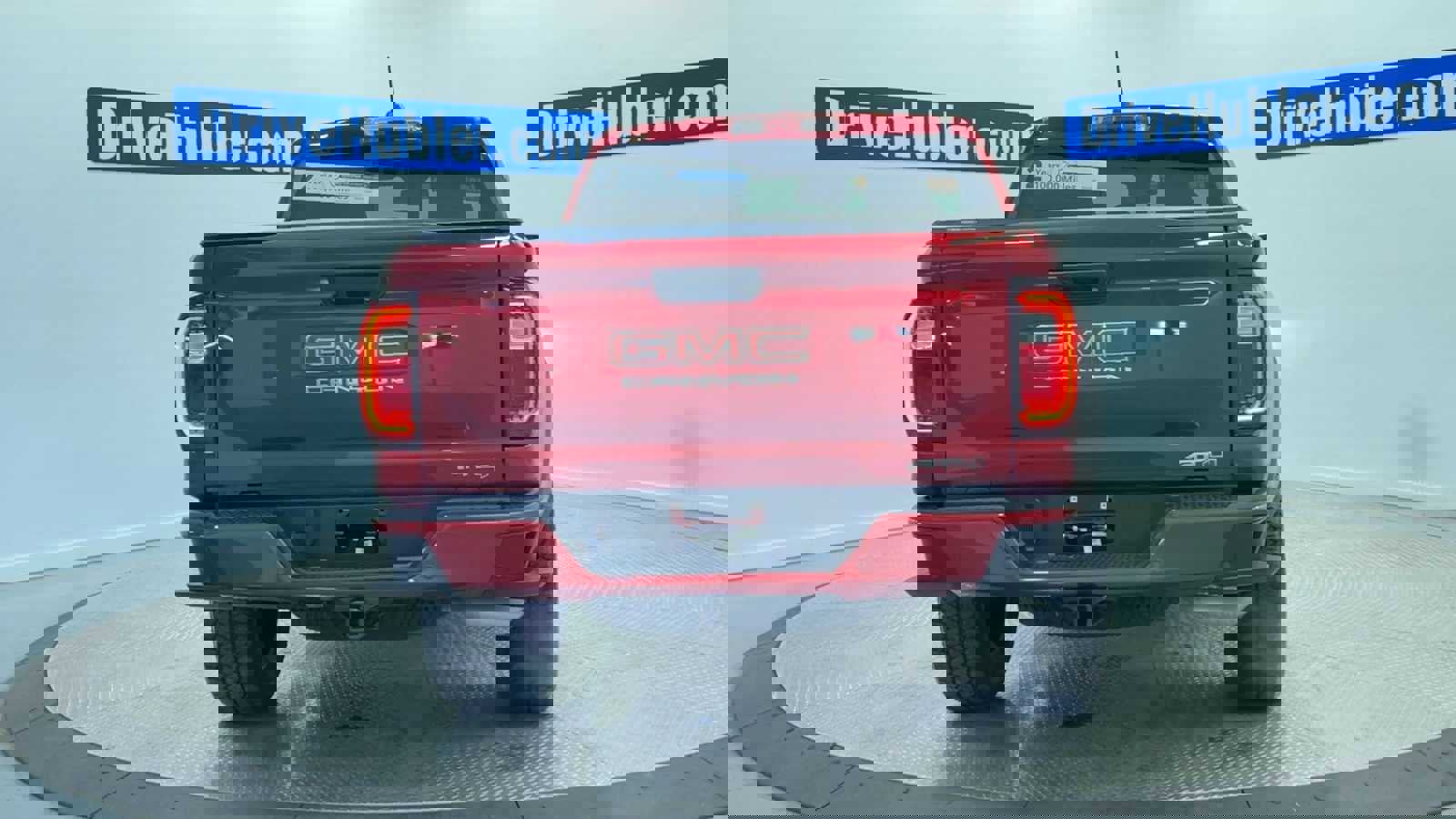 Used 2024 GMC Canyon AT4 w/ AT4 Premium Package image 7