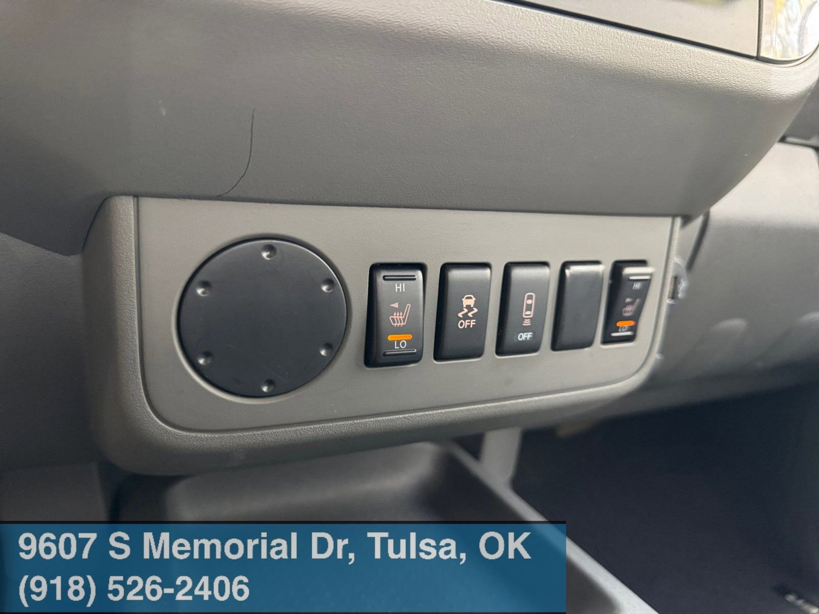 Used 2019 Nissan Frontier SL image 23