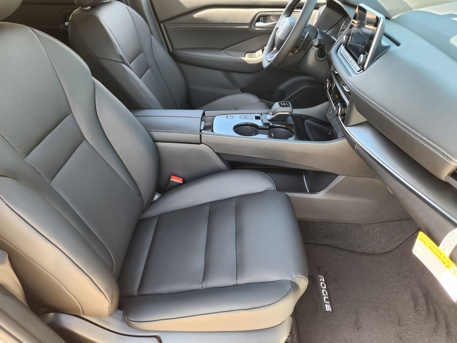 New 2026 Nissan Rogue SV w/ SV Premium Package image 13