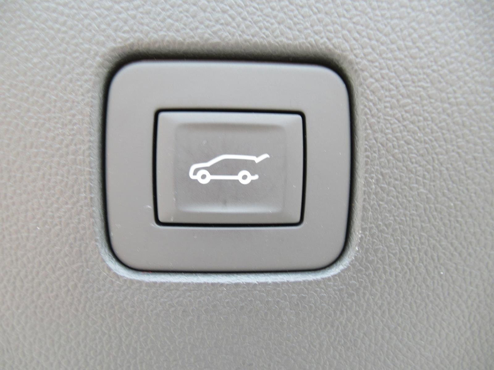 Used 2025 Buick Envista Avenir FWD image 35