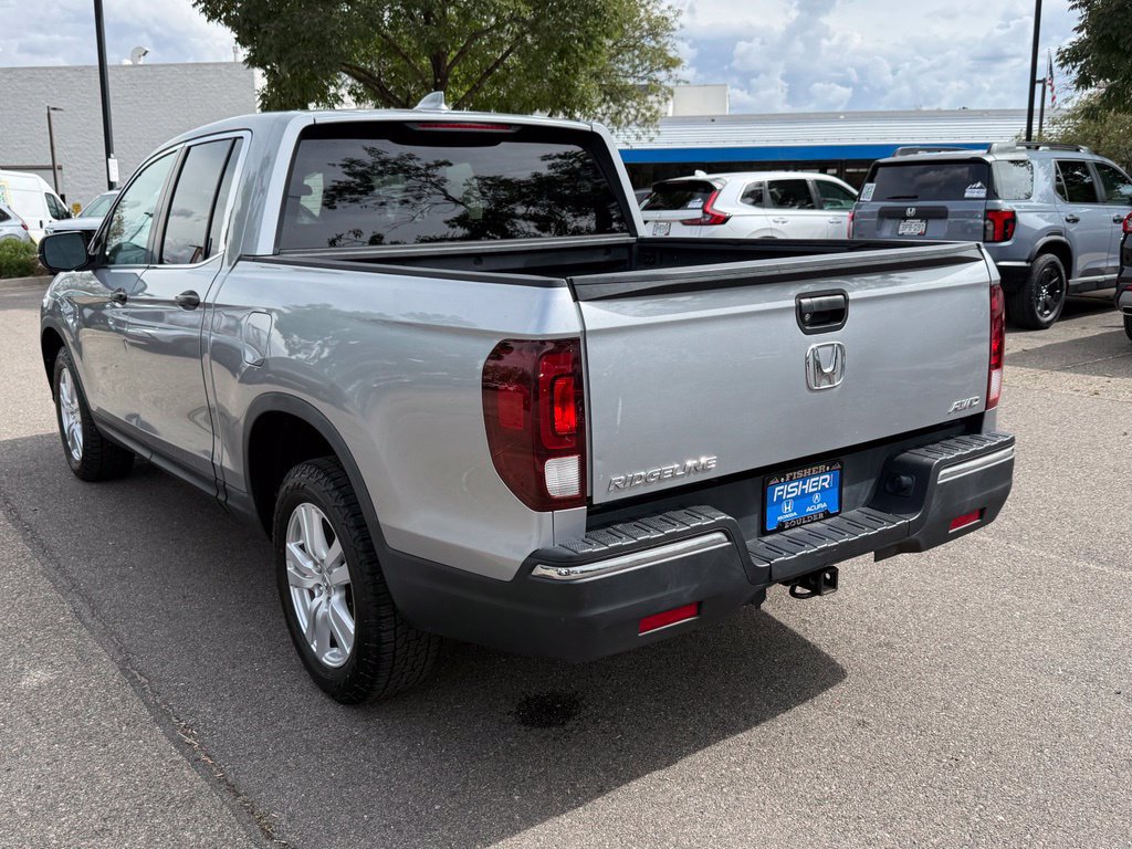 Used 2017 Honda Ridgeline RT image 6