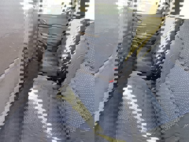 Used 2023 GMC Acadia SLE w/ Driver Convenience Package image 14