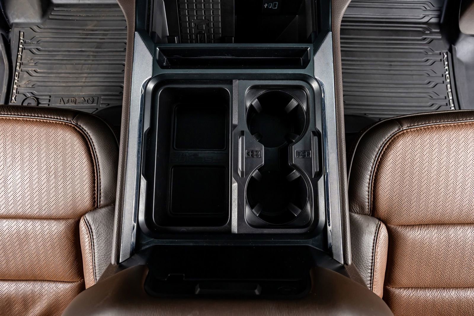 Used 2025 Ford F350 King Ranch w/ FX4 Off-Road Package image 27
