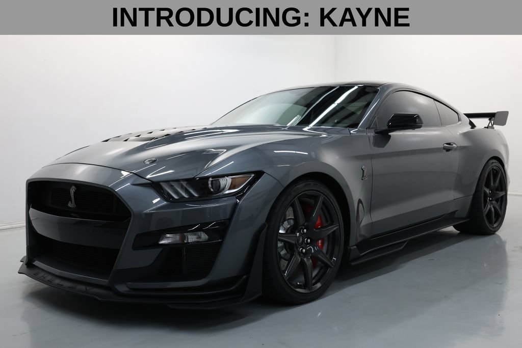 Used 2022 Ford Mustang Shelby GT500 w/ Carbon Fiber Track Pack RWD image 2