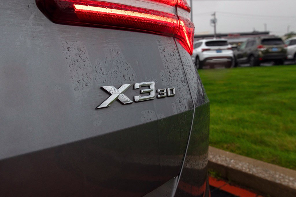 Certified 2025 BMW X3 xDrive30i w/ Premium Package AWD/4WD image 8