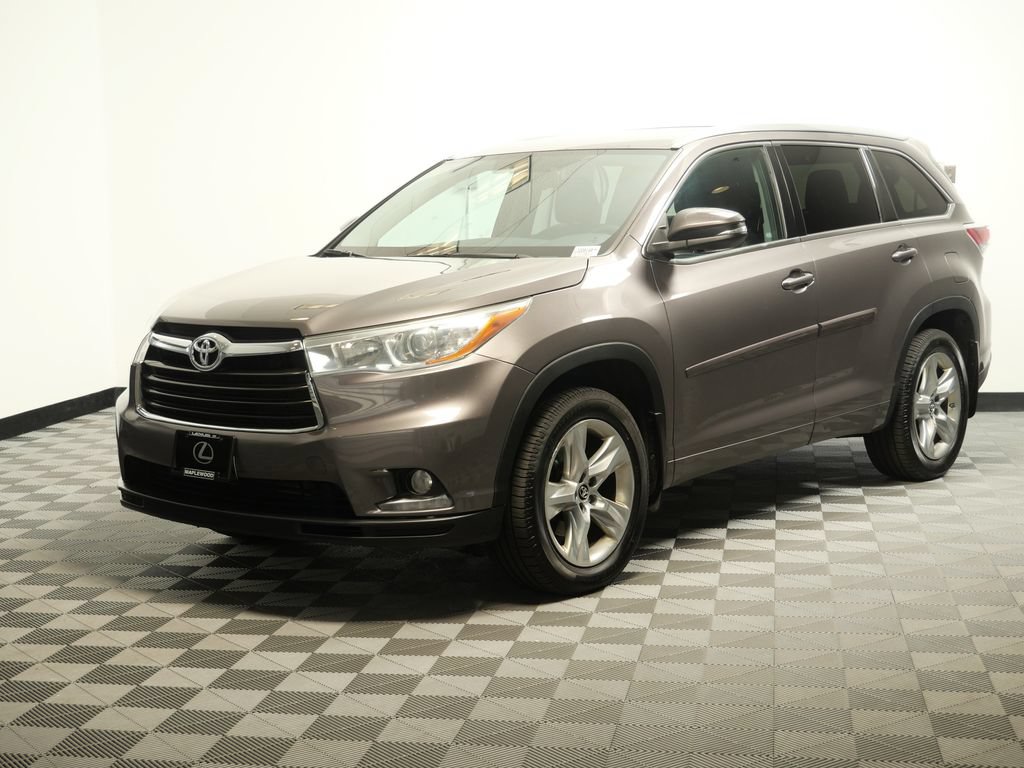Used 2016 Toyota Highlander Limited AWD/4WD image 4