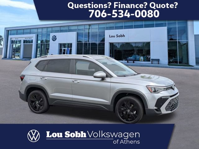 Used 2025 Volkswagen Taos SE FWD image 1