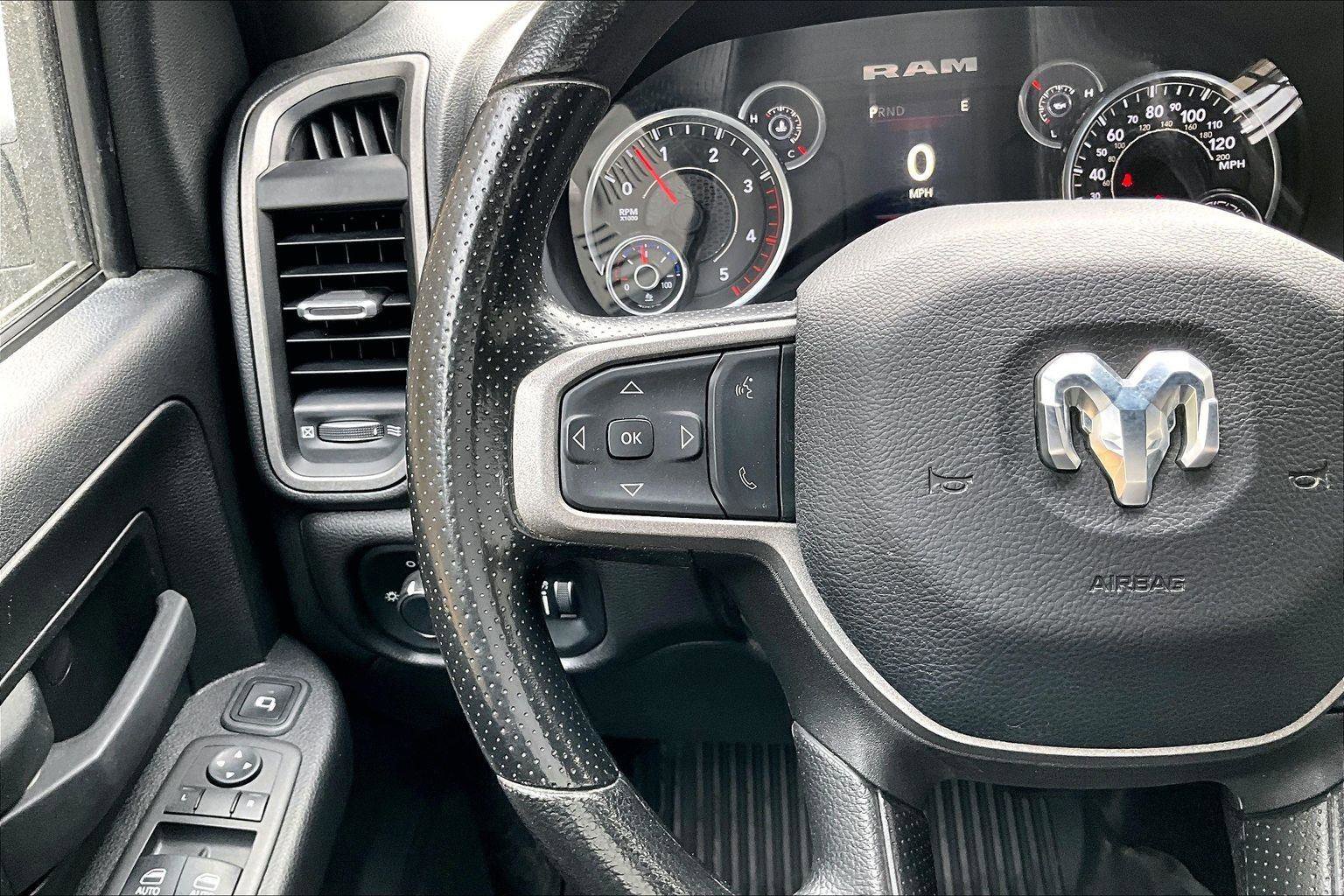 Used 2024 RAM 3500 Tradesman w/ Chrome Appearance Group image 19