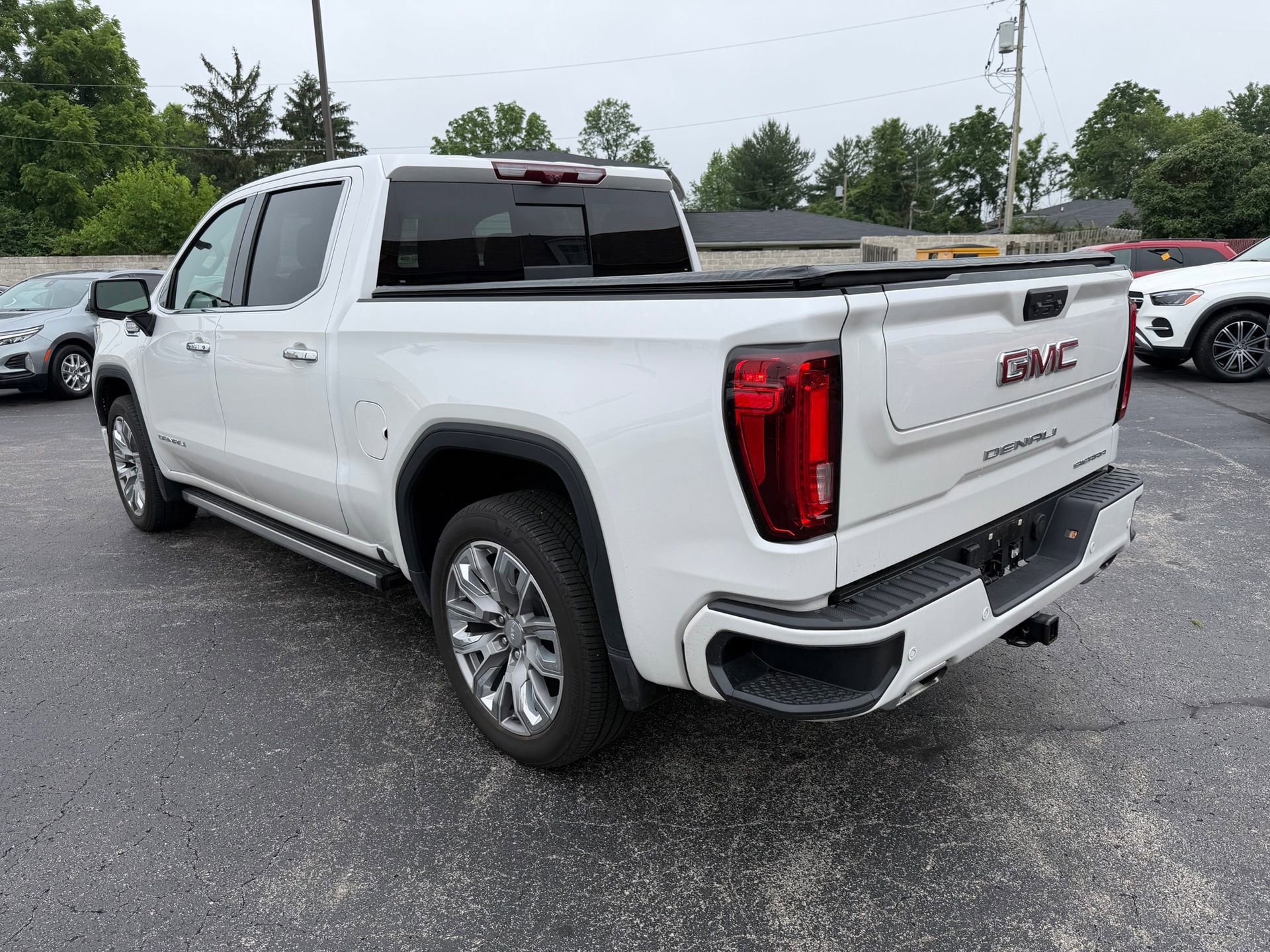 Used 2025 GMC Sierra 1500 Denali w/ Denali Reserve Package AWD/4WD image 5