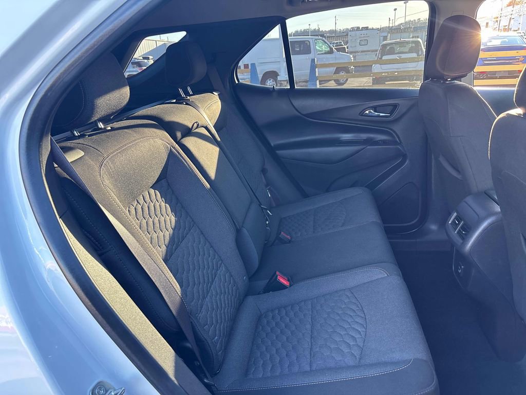 Used 2021 Chevrolet Equinox LT w/ Driver Convenience Package image 48