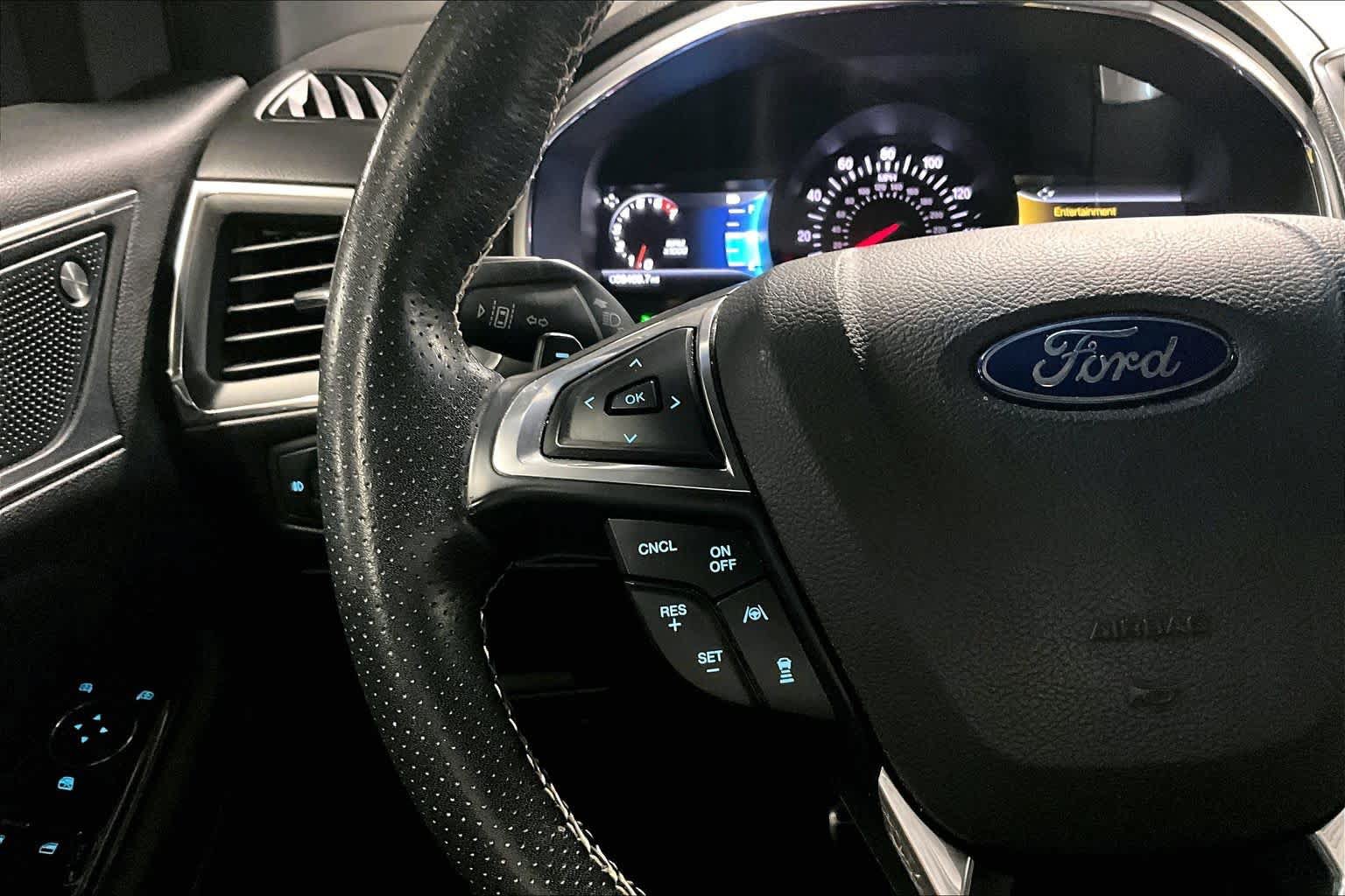 Used 2019 Ford Edge ST w/ Equipment Group 401A AWD/4WD image 24