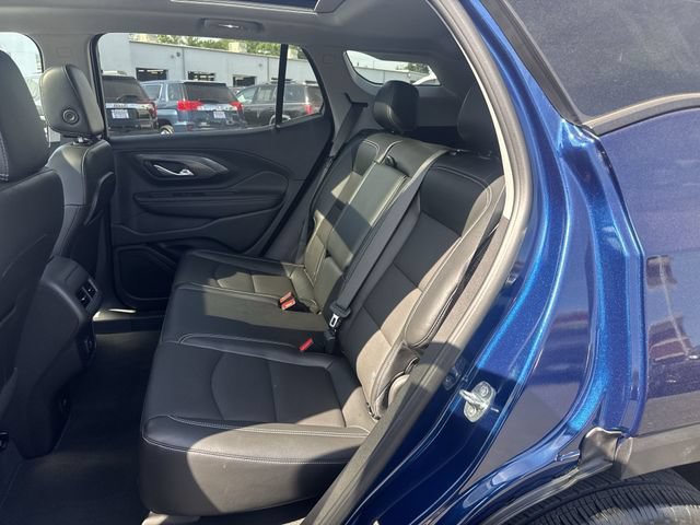 Used 2023 GMC Terrain SLT w/ Infotainment Package II AWD/4WD image 26