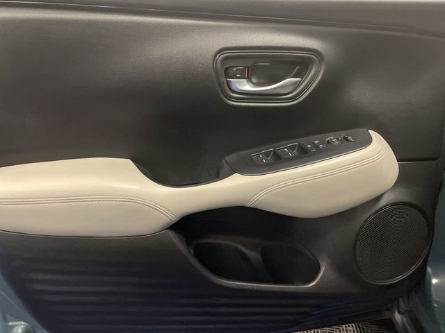 Certified 2024 Honda HR-V LX image 13