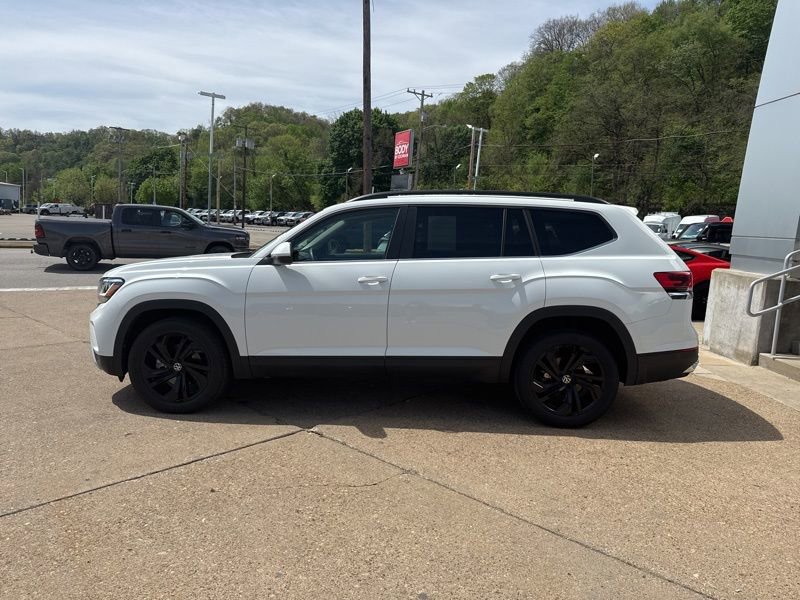 Used 2023 Volkswagen Atlas SE AWD/4WD image 4