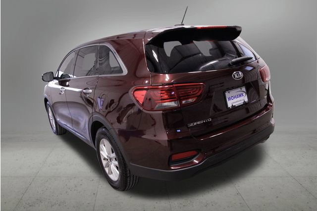 Used 2020 Kia Sorento LX image 3