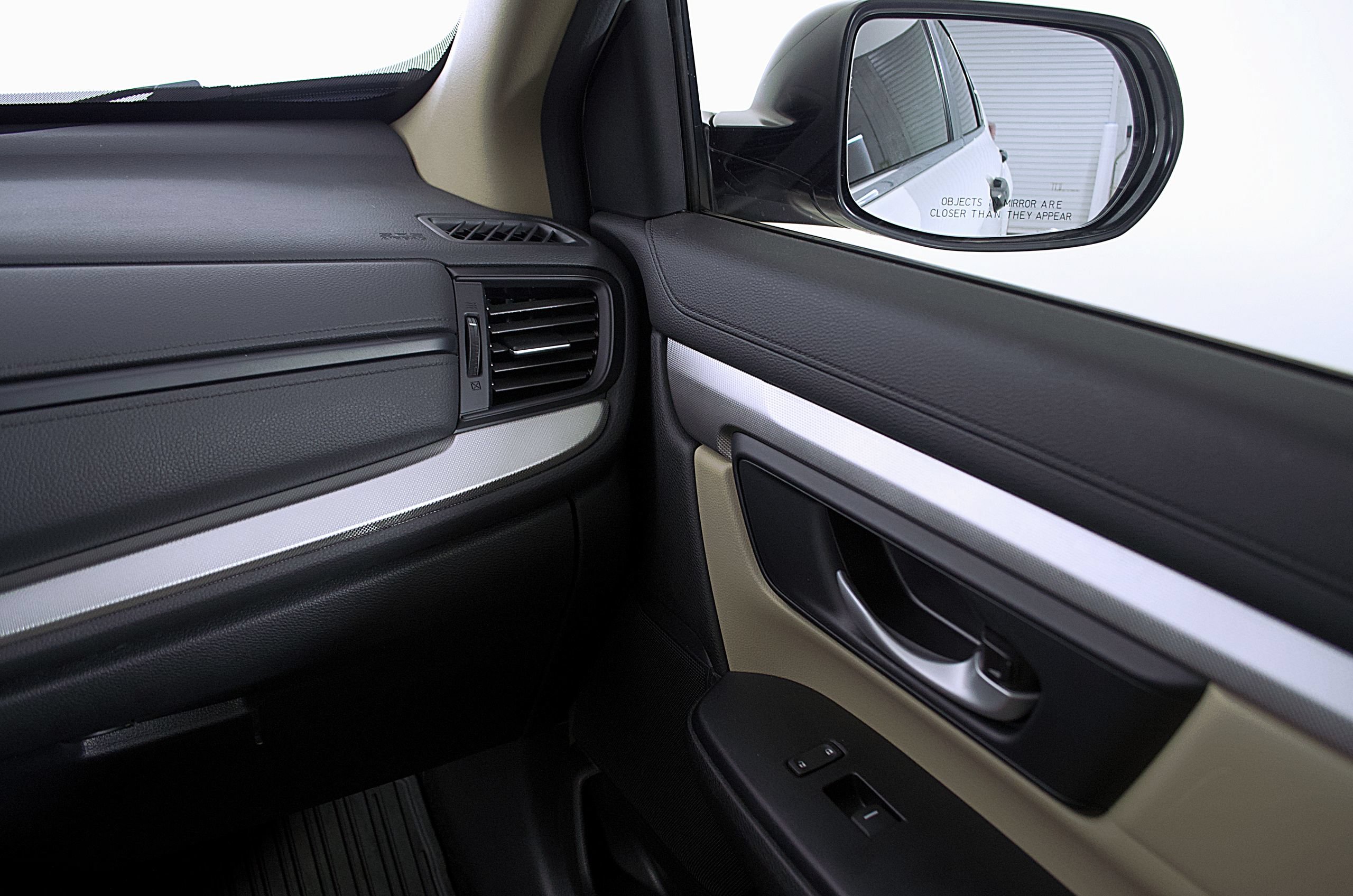 Used 2018 Honda CR-V LX image 15