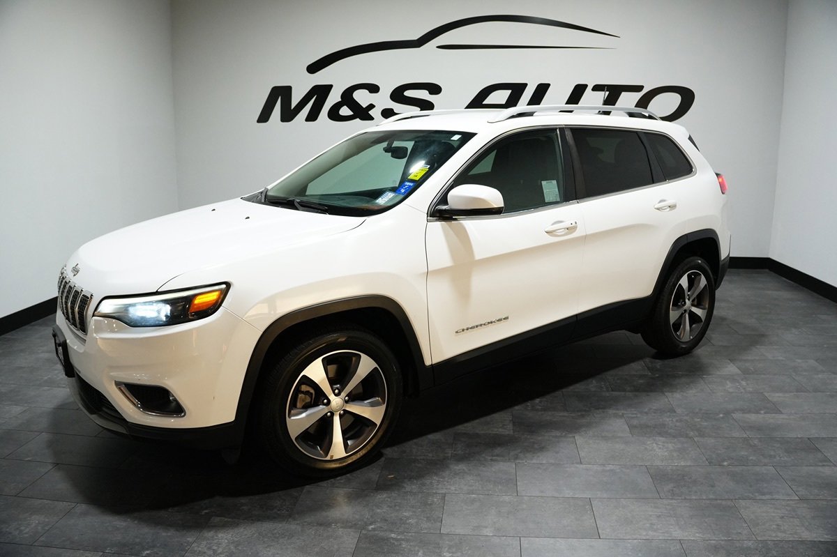 Used 2020 Jeep Cherokee Limited image 3