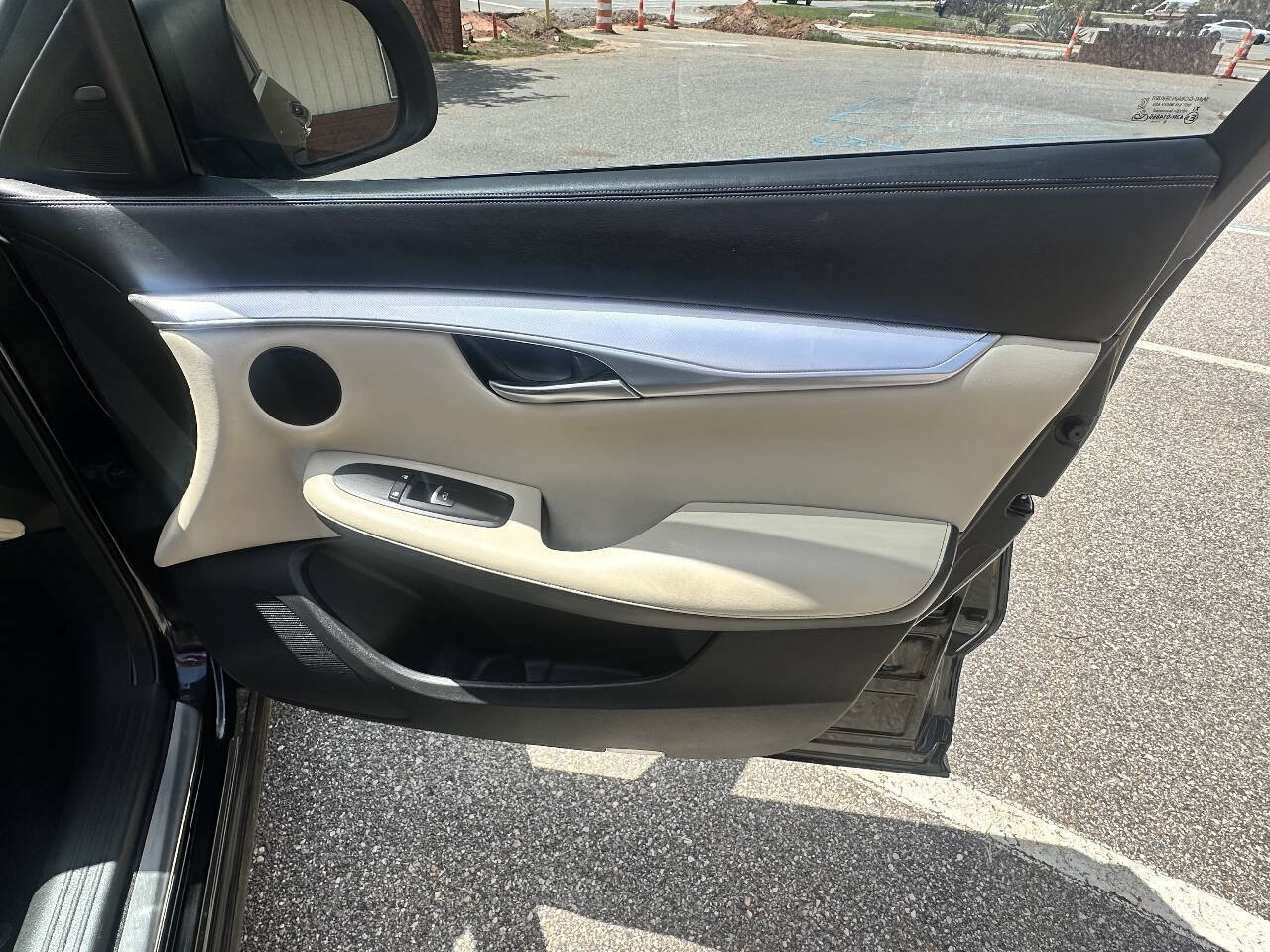 Used 2021 INFINITI QX50 Luxe w/ Cargo Package FWD image 19