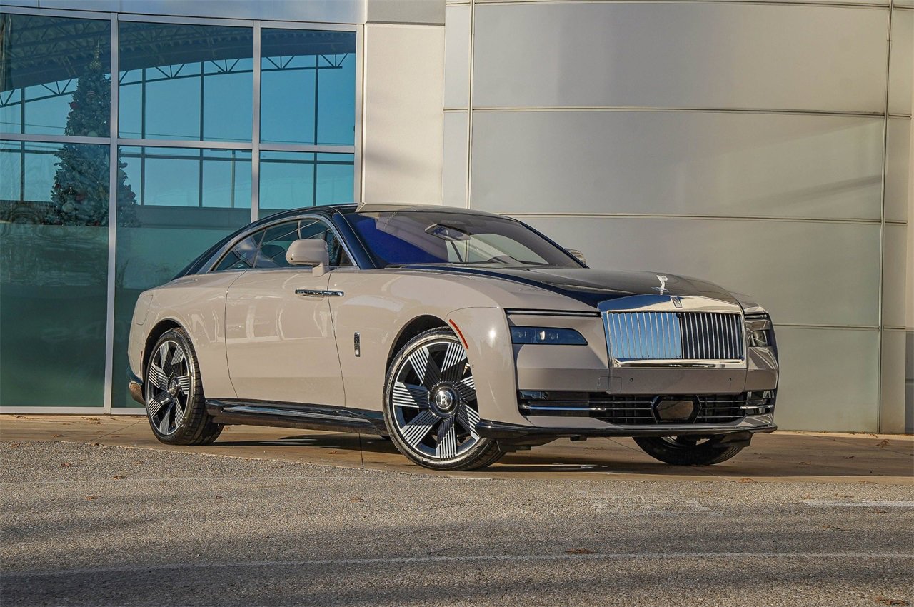 New 2026 Rolls-Royce Spectre Base