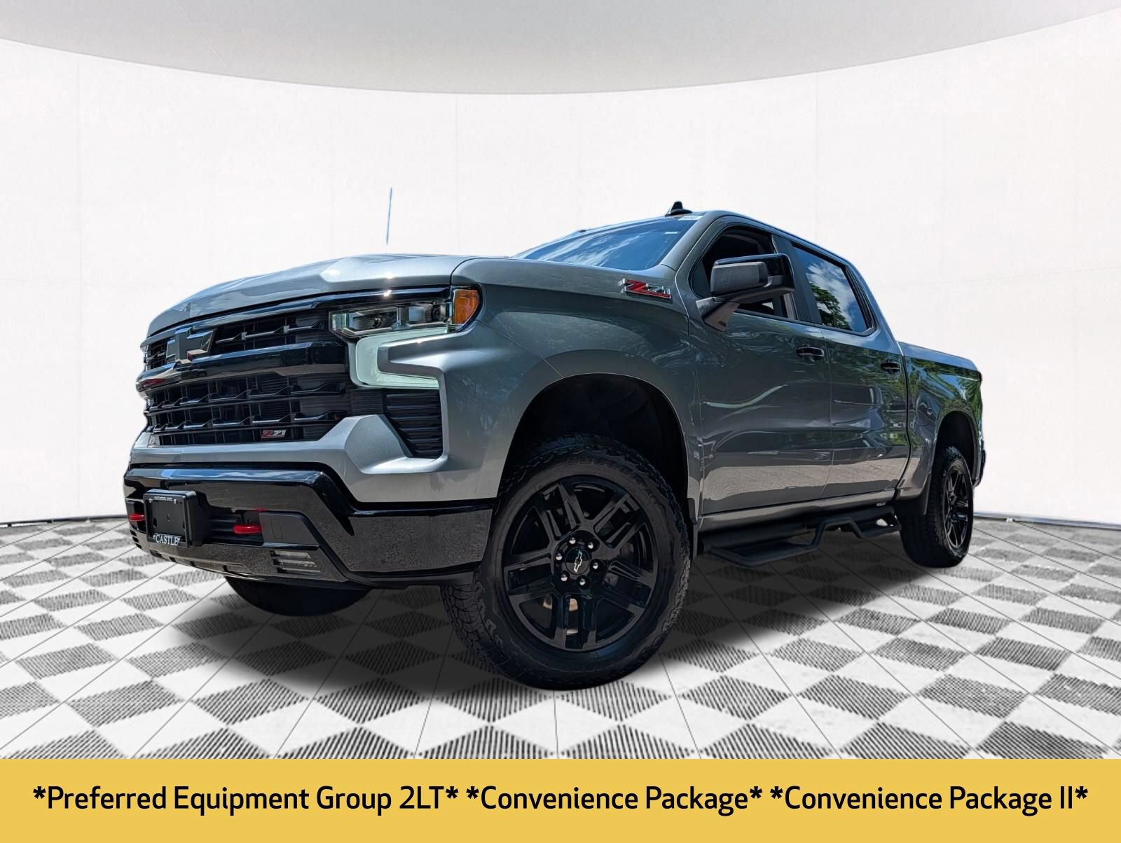Used 2026 Chevrolet Silverado 1500 LT Trail Boss w/ Convenience Package II AWD/4WD image 2