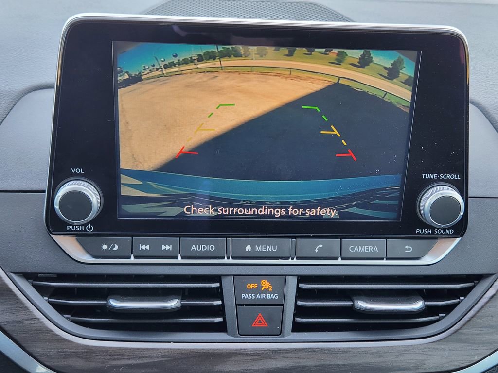 Used 2025 Nissan Altima 2.5 SV FWD image 18