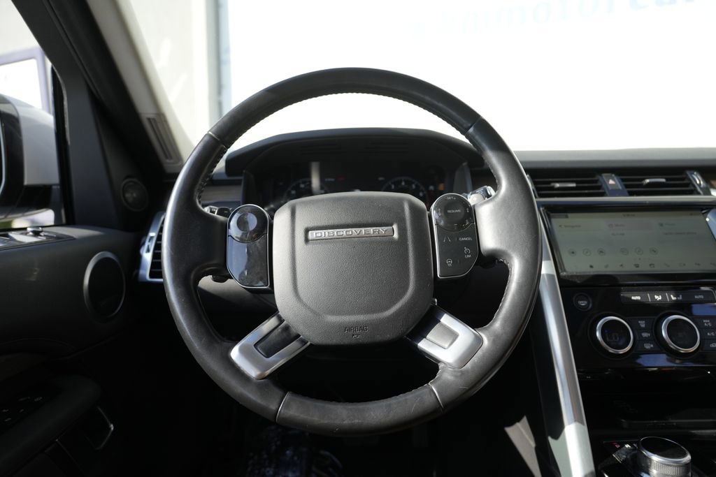 Used 2019 Land Rover Discovery HSE AWD/4WD image 46