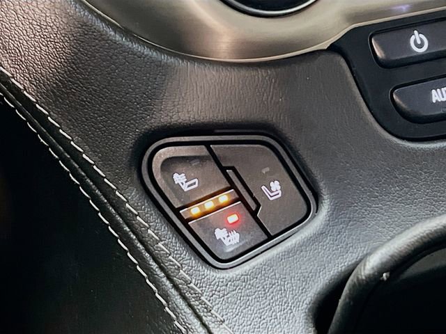 Used 2019 GMC Yukon Denali w/ Open Road Package image 22