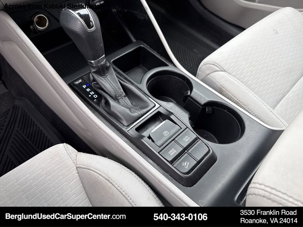 Used 2019 Hyundai Tucson SE image 26
