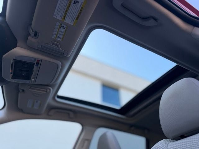 Used 2023 Subaru Forester Premium AWD/4WD image 21