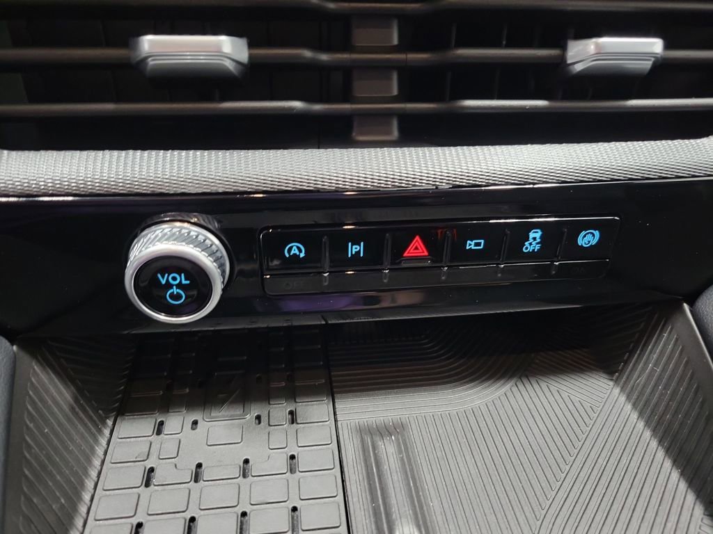 Used 2025 Ford Explorer ST image 48