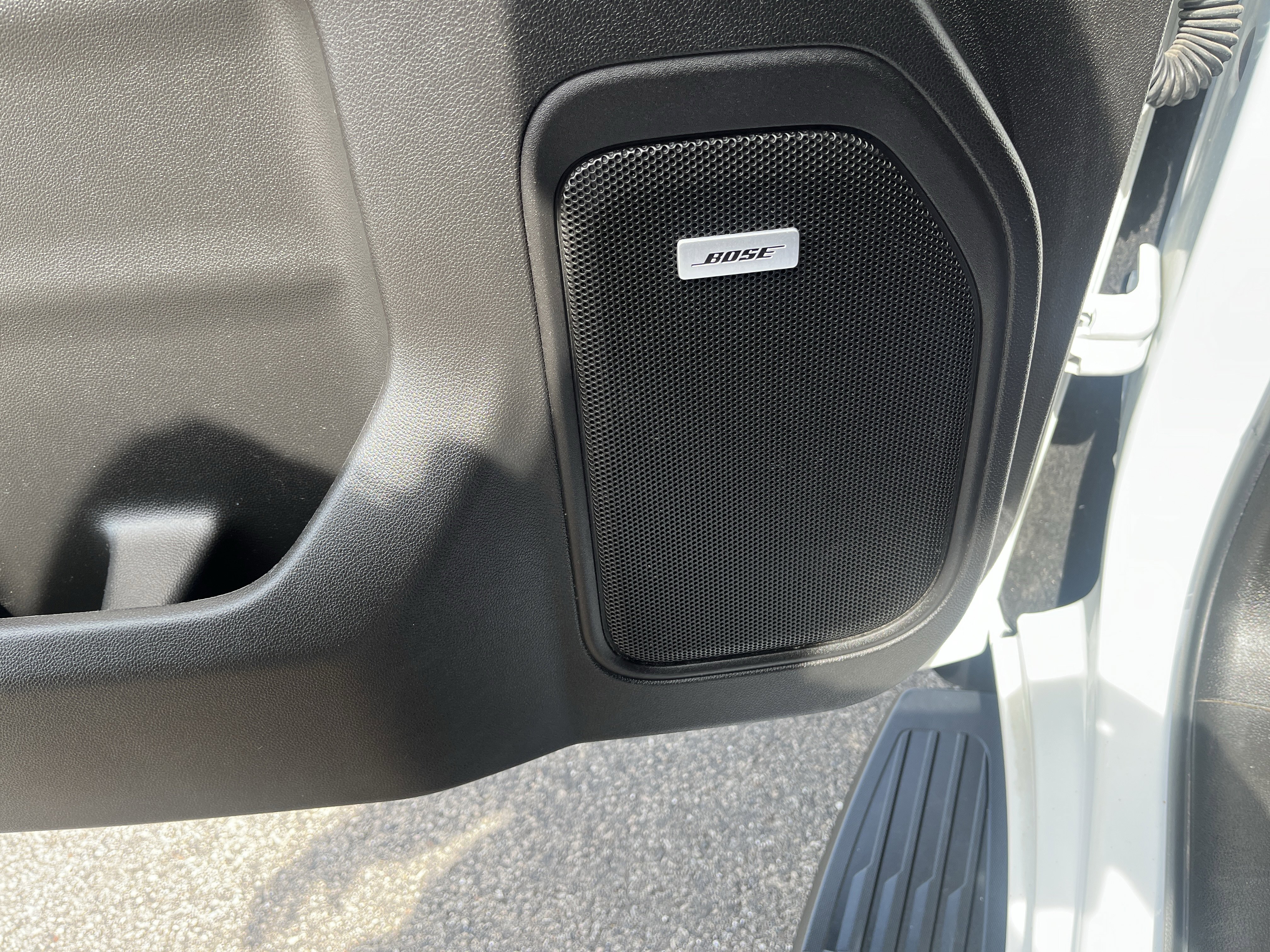 Used 2022 GMC Sierra 1500 SLT w/ SLT Premium Plus Package AWD/4WD image 12