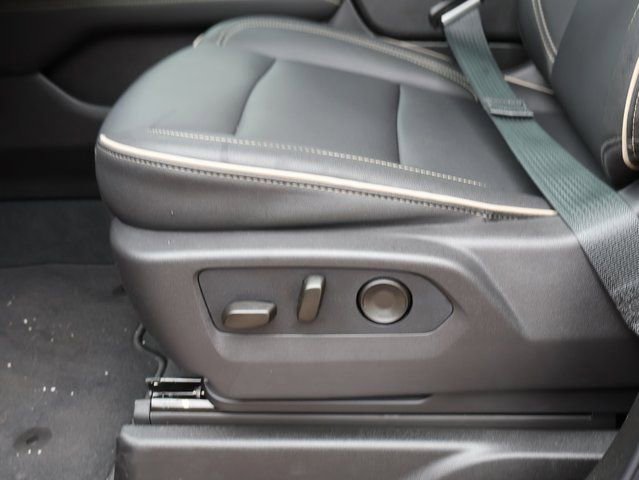 New 2026 GMC Yukon Elevation image 44