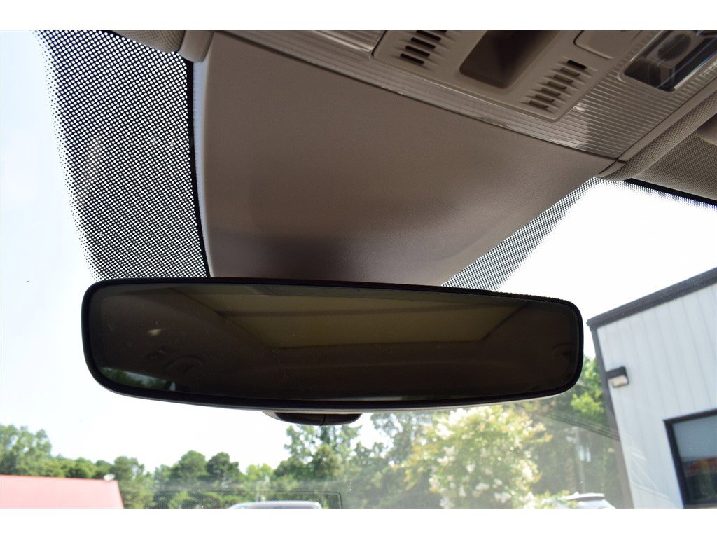 Used 2021 Volkswagen Atlas SEL Premium image 43