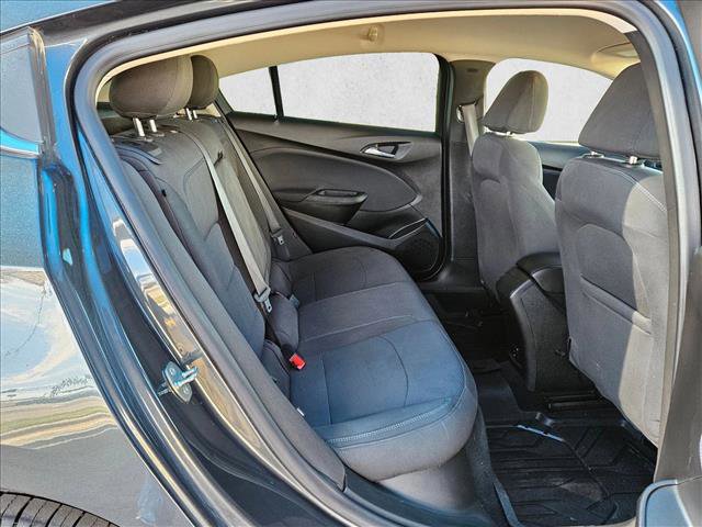 Used 2018 Chevrolet Cruze LT w/ Convenience Package image 19