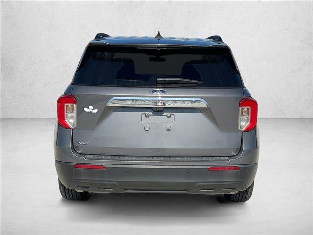 Used 2021 Ford Explorer XLT image 7